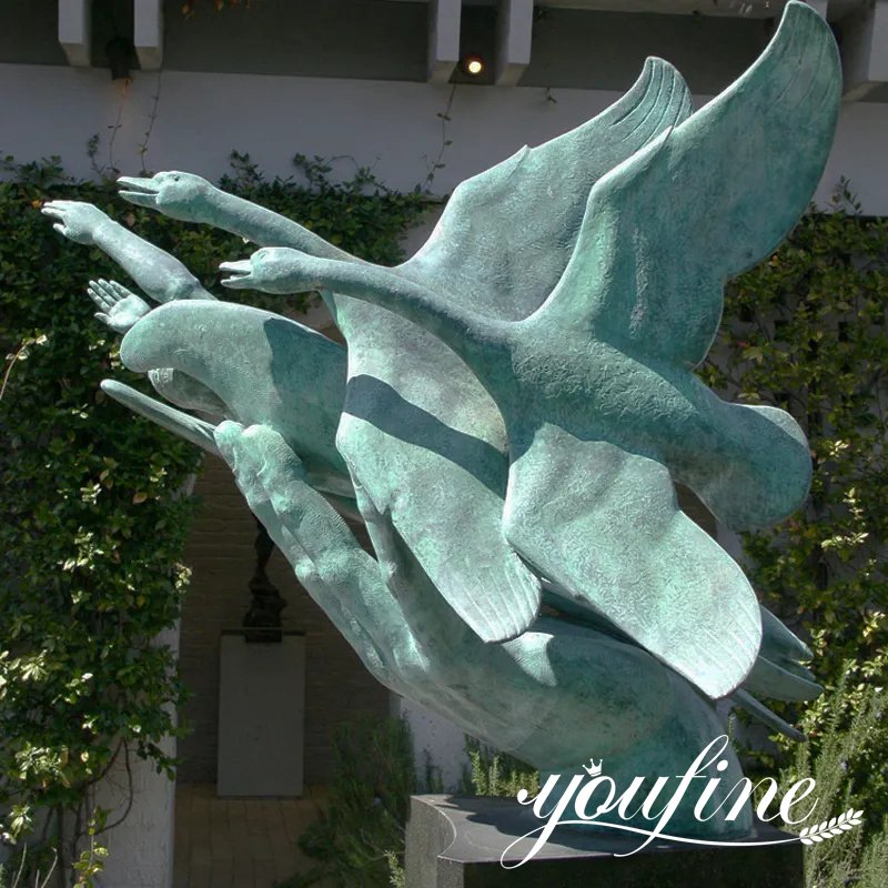 goose sculpture-1