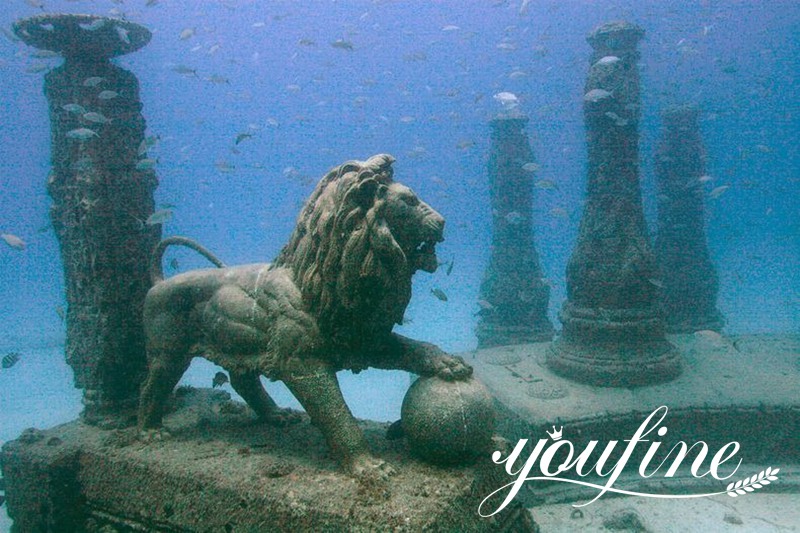 lion underwater sculptures