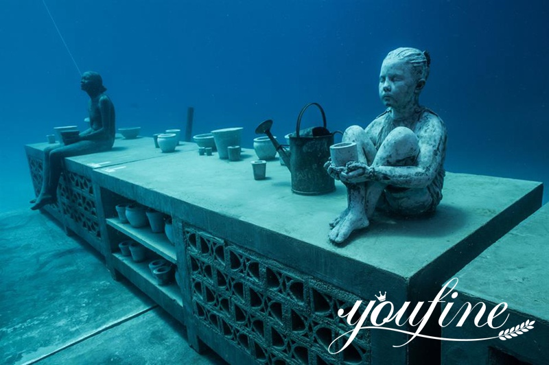 Underwater Statues - Art Hidden Underwater - Showcase - 3