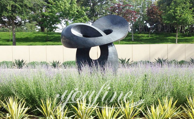 Transforming Outdoor Spaces with Stunning Landscape Statues - Blog - 17