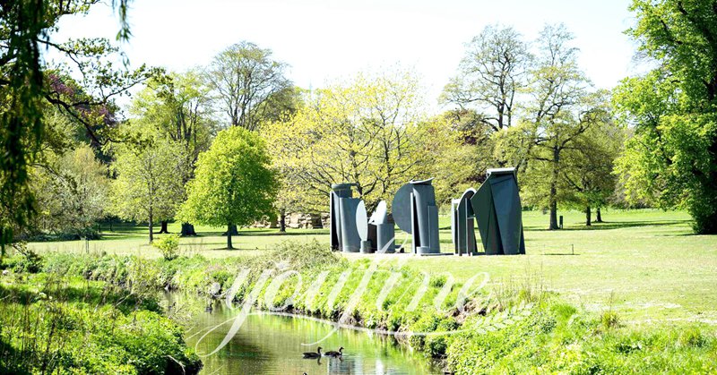 Transforming Outdoor Spaces with Stunning Landscape Statues - Blog - 15