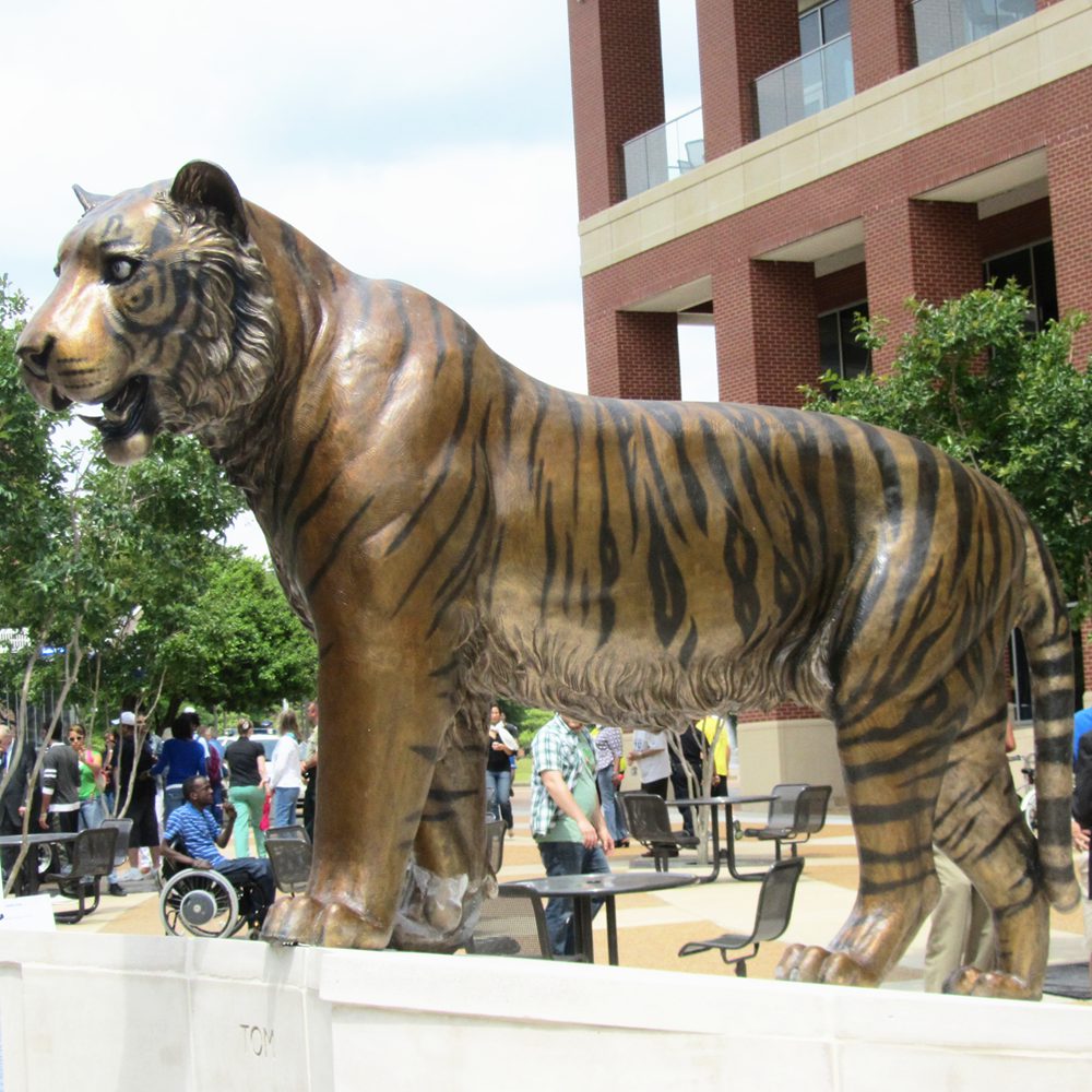 University of Memphis Tiger sculpture mascot