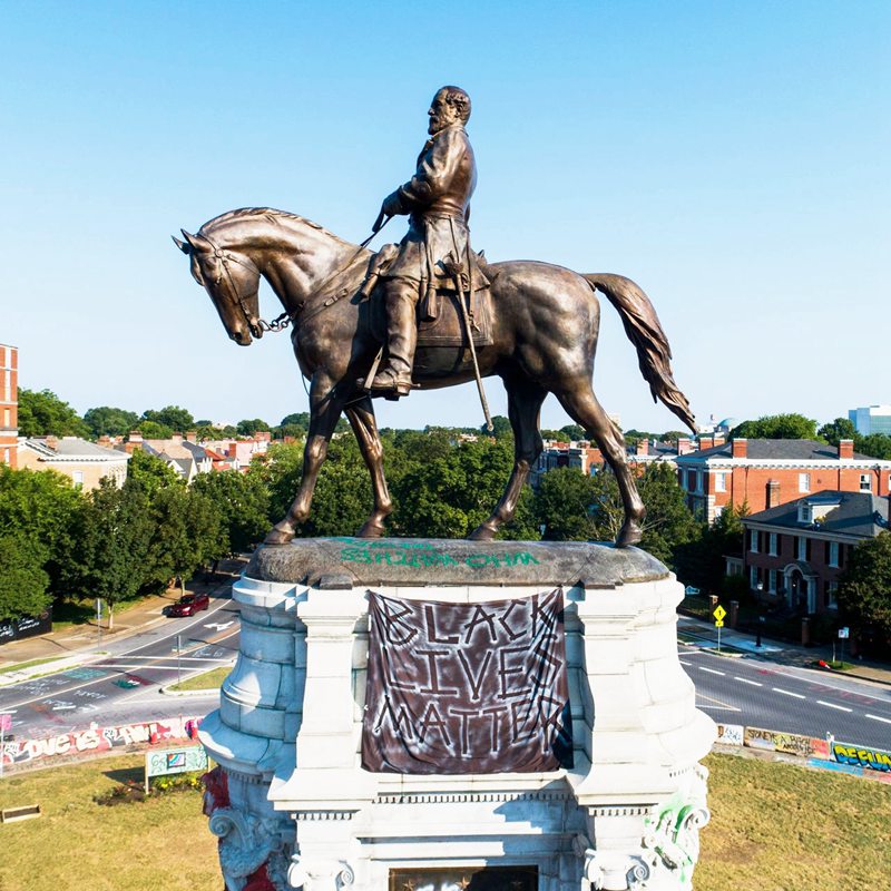 Exploring the Controversies and Significance of the Robert E. Lee Statue - Blog - 3