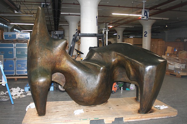 Cleaning of Henry Moore Sculpture arts