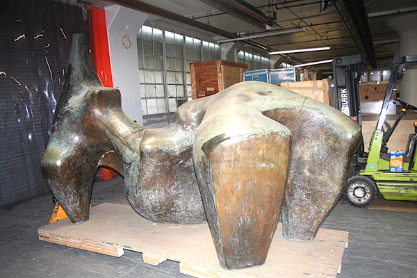 Cleaning of Henry Moore bronze Sculptures