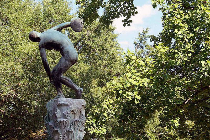 Discobolus statue