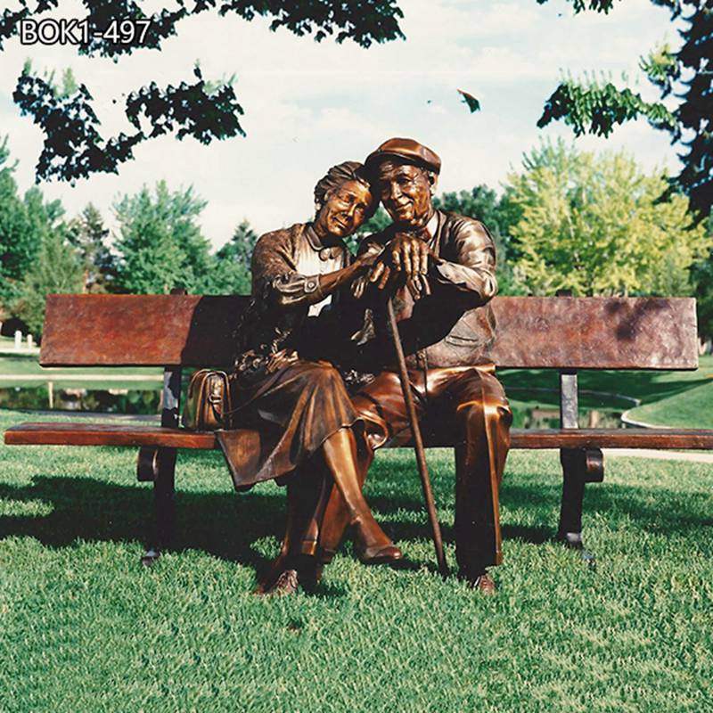 couple statue
