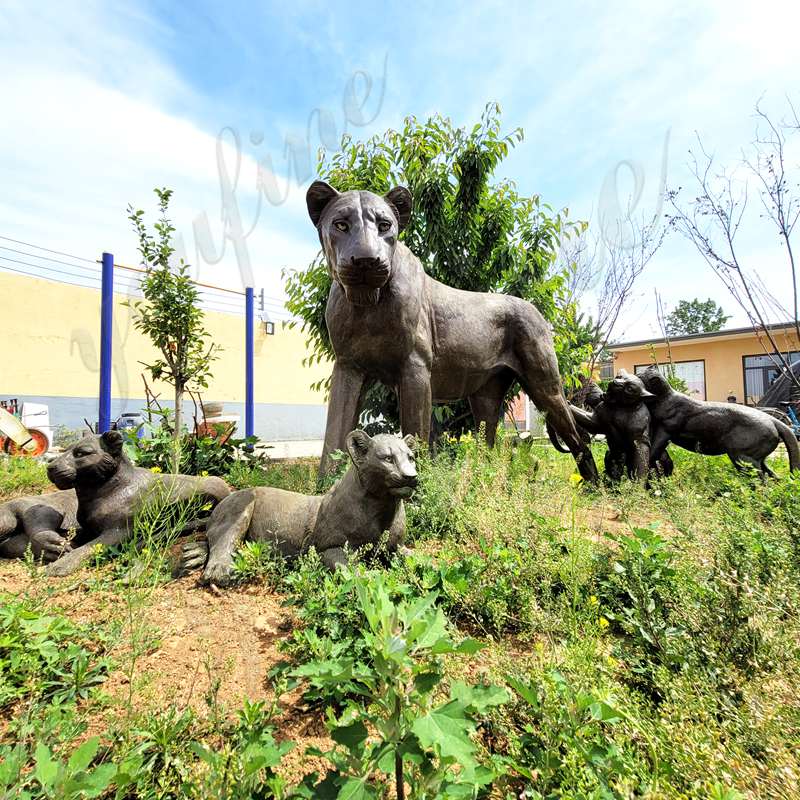 bronze lion family statue