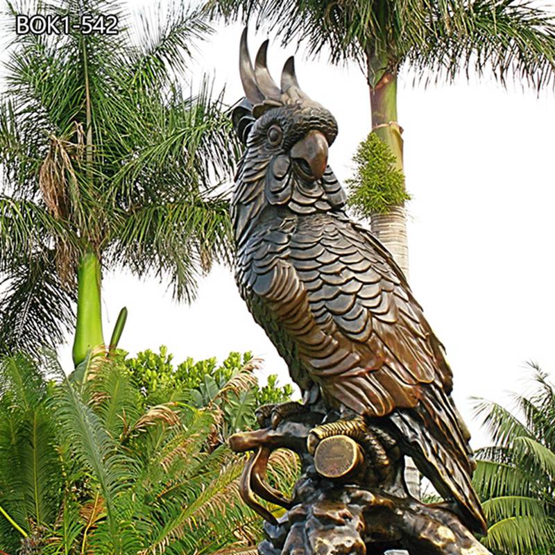 Garden bronze parrot statue