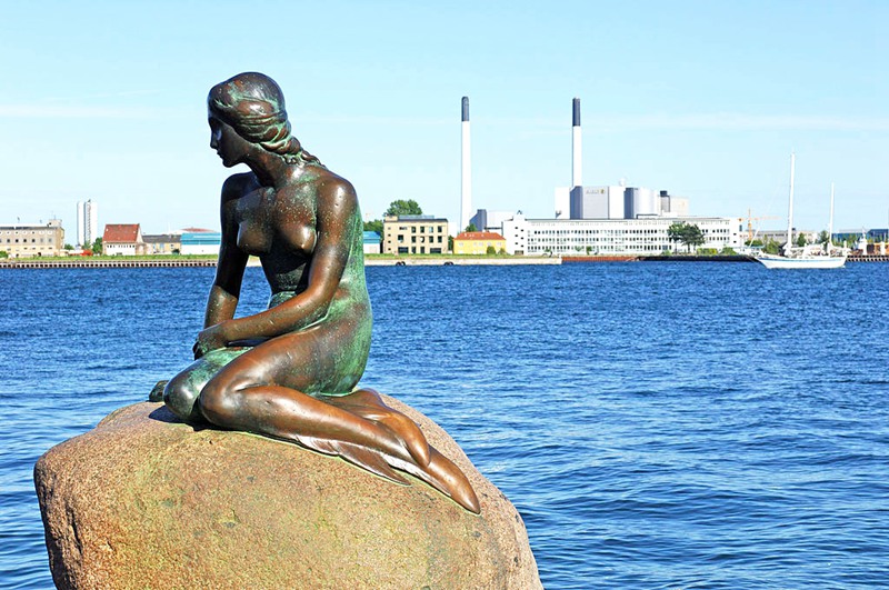 Top 10 Most Famous Bronze Statues in the World - Blog - 12