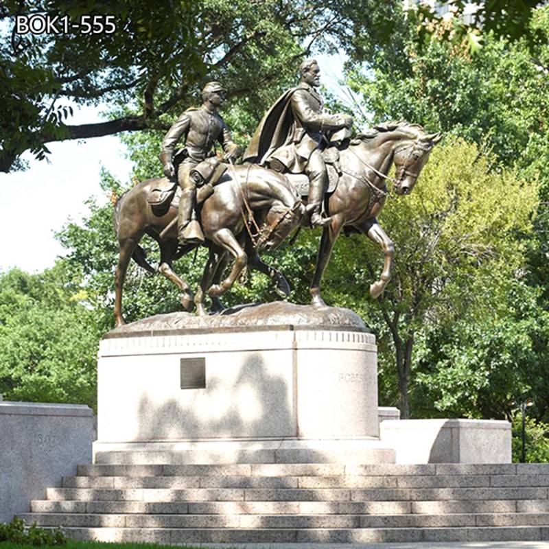 sculpture of western soldiers