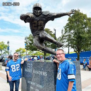 Bronze Football Player Barry Sanders Statue BOK1-590