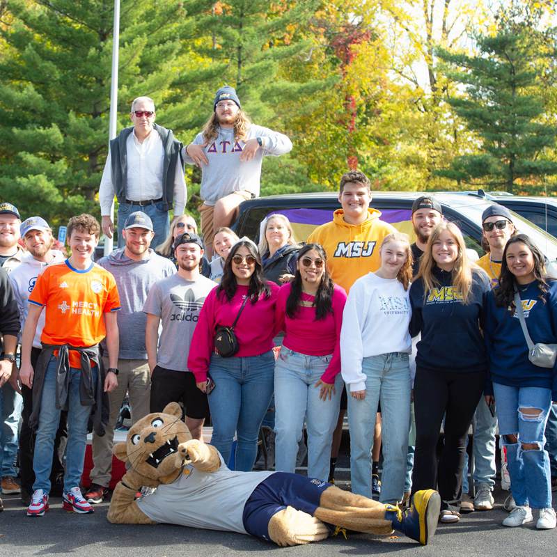 Top 10 Stunning School Mascots Outdoor Lion Statue - Blog - 22
