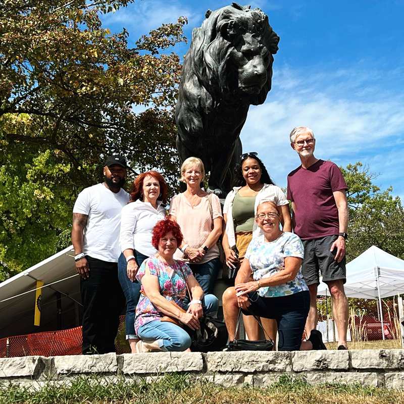 Top 10 Stunning School Mascots Outdoor Lion Statue - Blog - 11