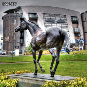 Red Rum Garden Bronze Racing Horse Statue Aintree Racecourse Replica