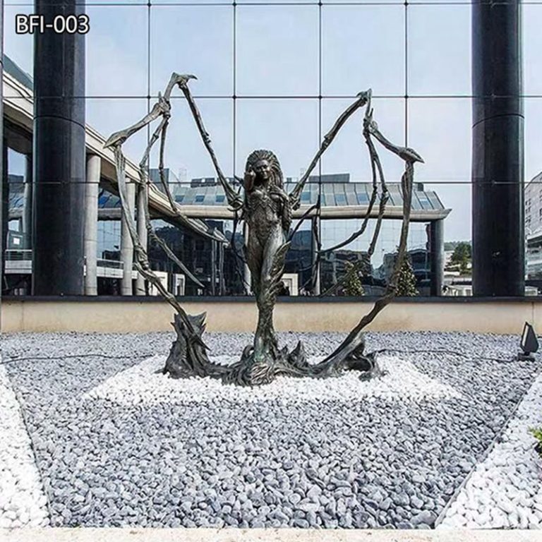 bronze Kerrigan Statue