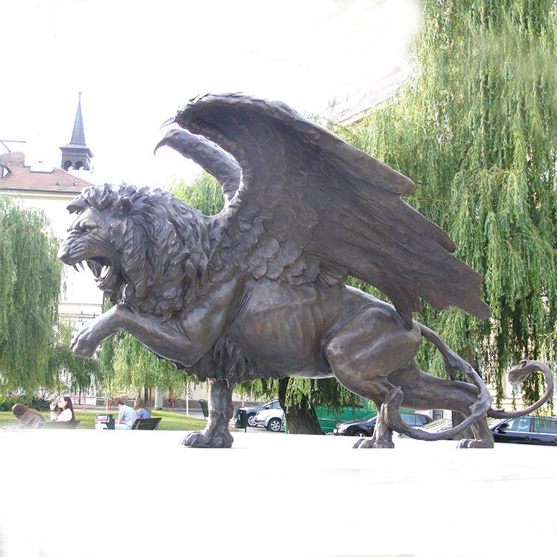 flying famous lion sculpture