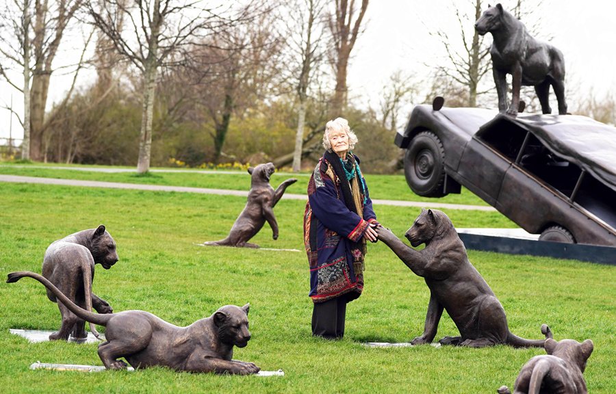 Bronze Outdoor Lion Statues for Sale -  - 3