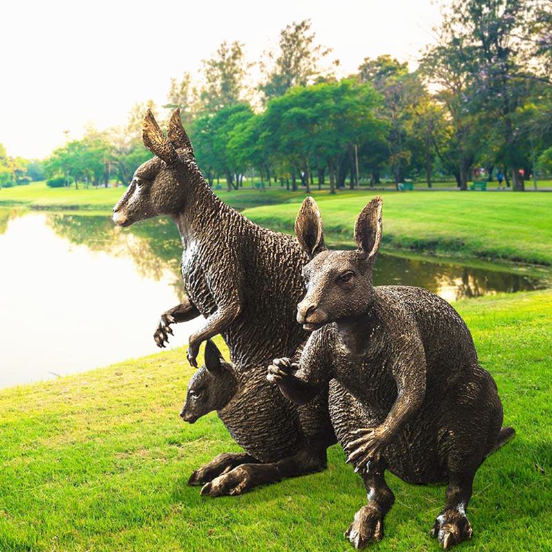 Bronze Kangaroo Male Standing Animal Statue YouFine