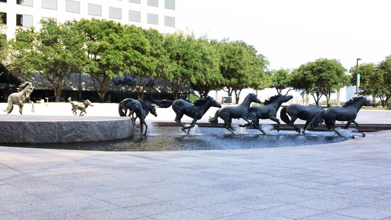 lifesize Texas Horse Fountain