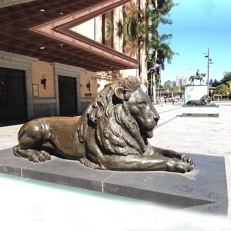 lying life size bronze lion statue