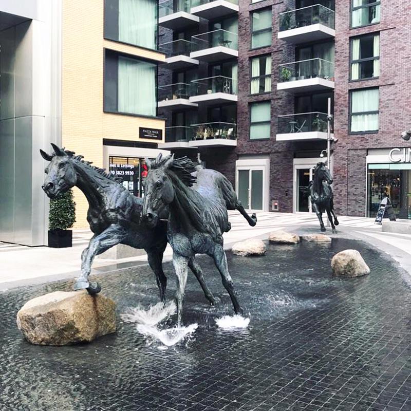 running Horses statue Fountain