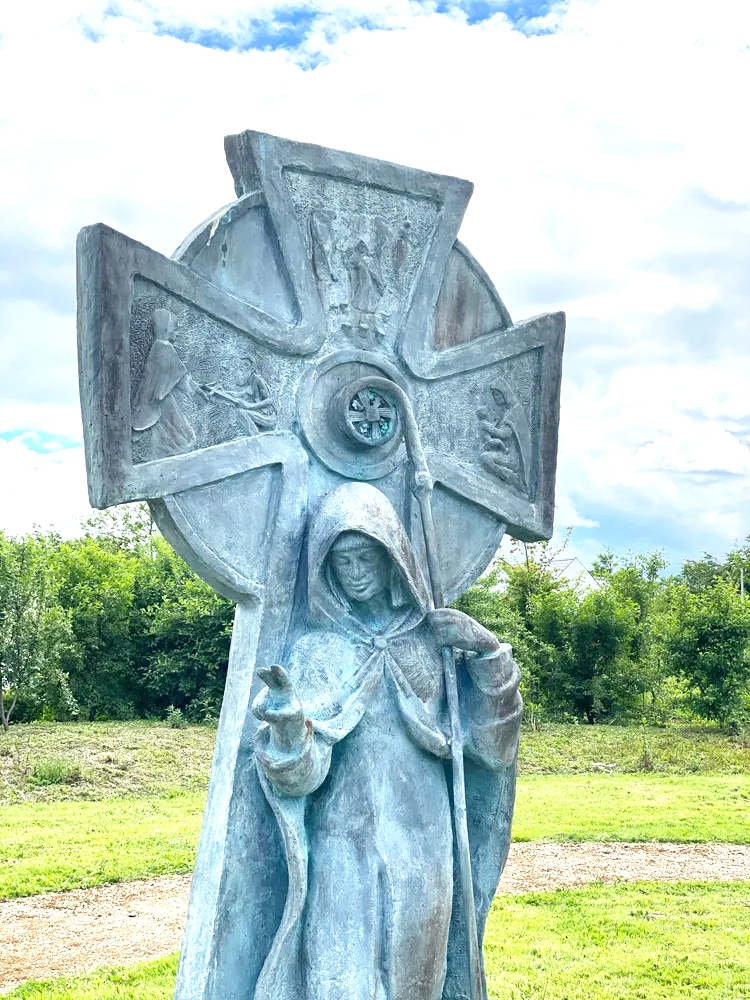 Ireland Bronze Lifesize Saint Brigid Statue Church Decoration BCH-001 - Bronze Saint Sculpture - 8