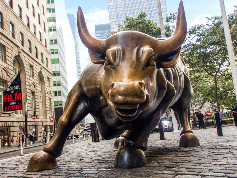 Wall Street Bull Sculpture