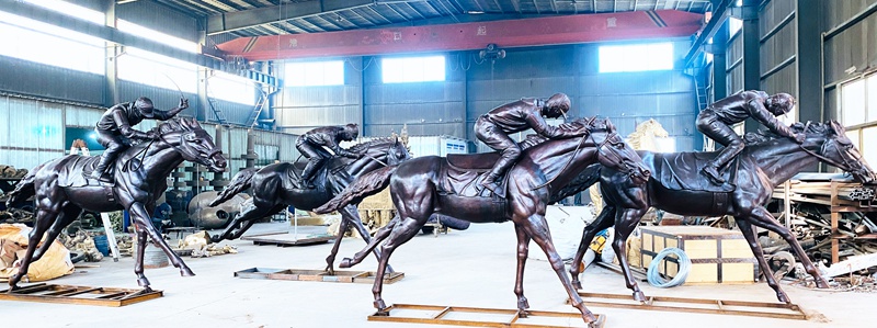 life size horse sculpture