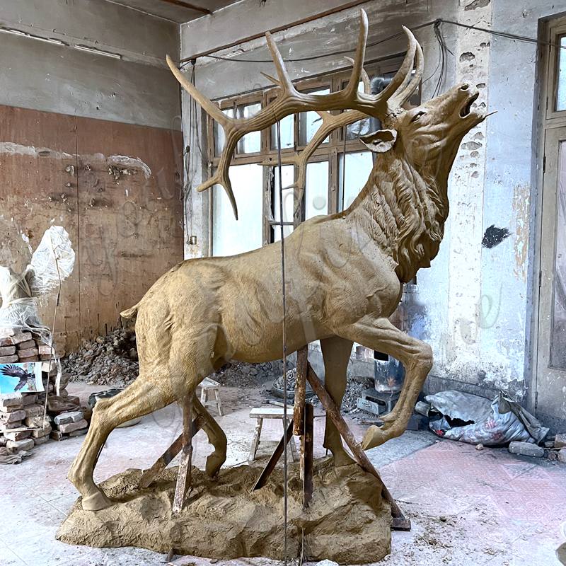 Bronze elk statue clay model