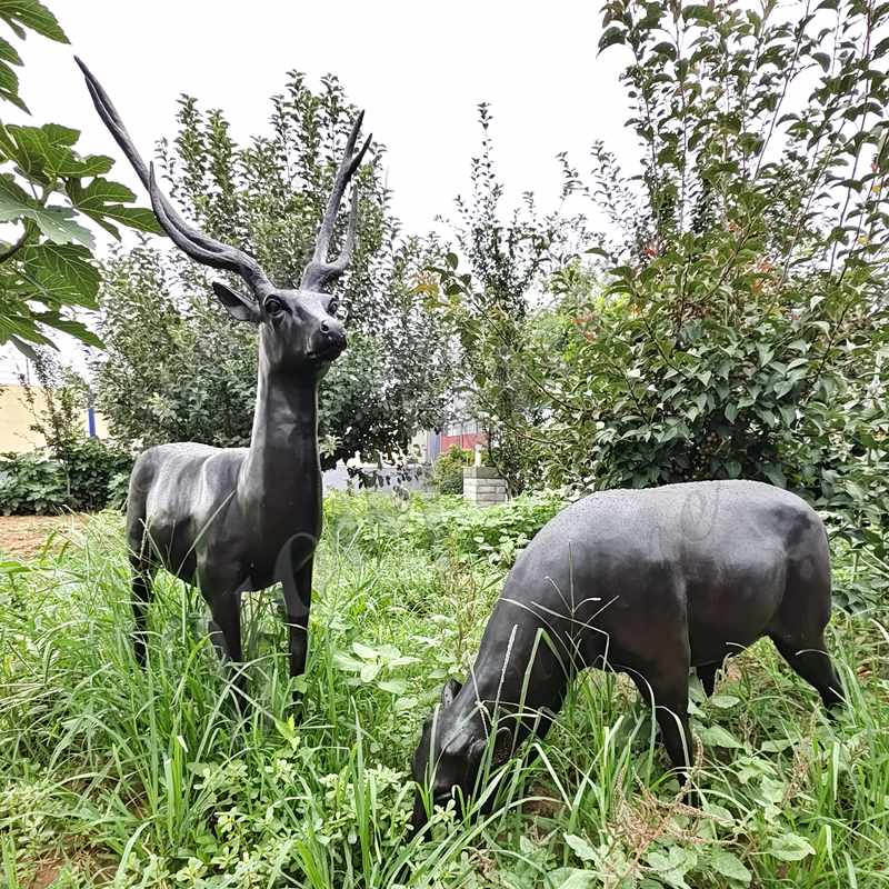 Family-Moment-deer-statue.jpg
