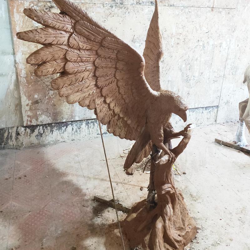 bronze-eagle-garden-sculpture.jpg