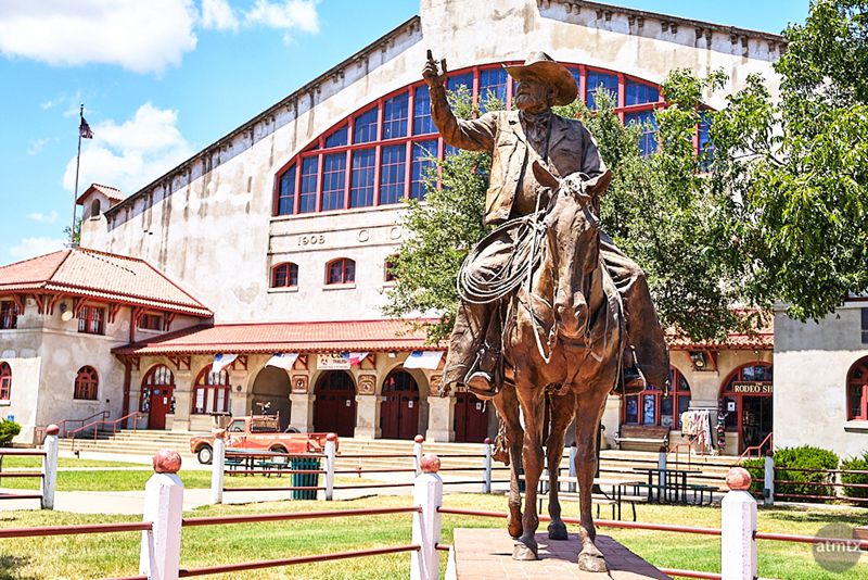 Full Size Outdoor Bronze Famous Cowboy Statue Cowtown Colesium Art - Bronze Horse Statues - 4