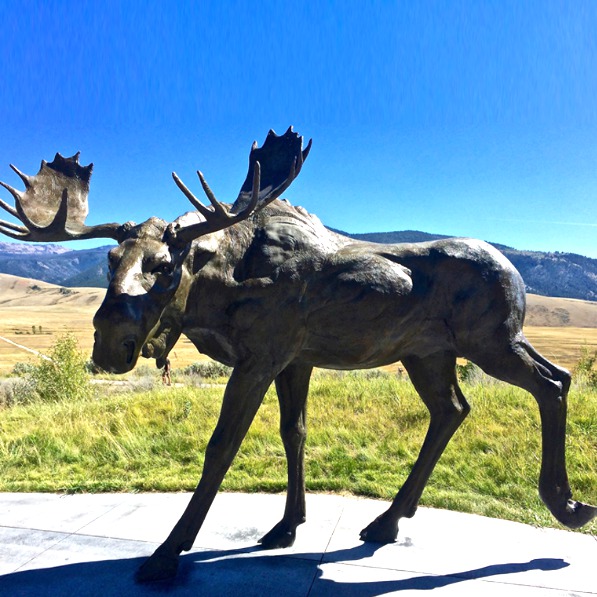 moose statue