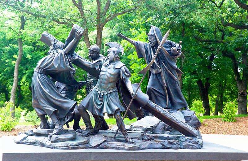 Bronze14 Station of the Cross Sculpture: The Most Important Sculptures of Religious - Blog - 8
