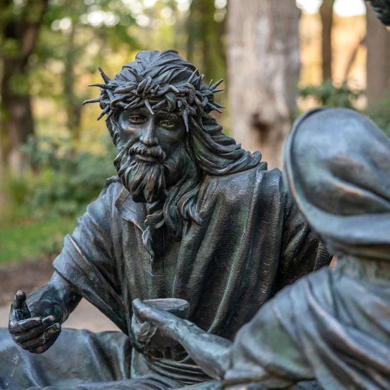 7-3 Jesus Falls a Second Time statue