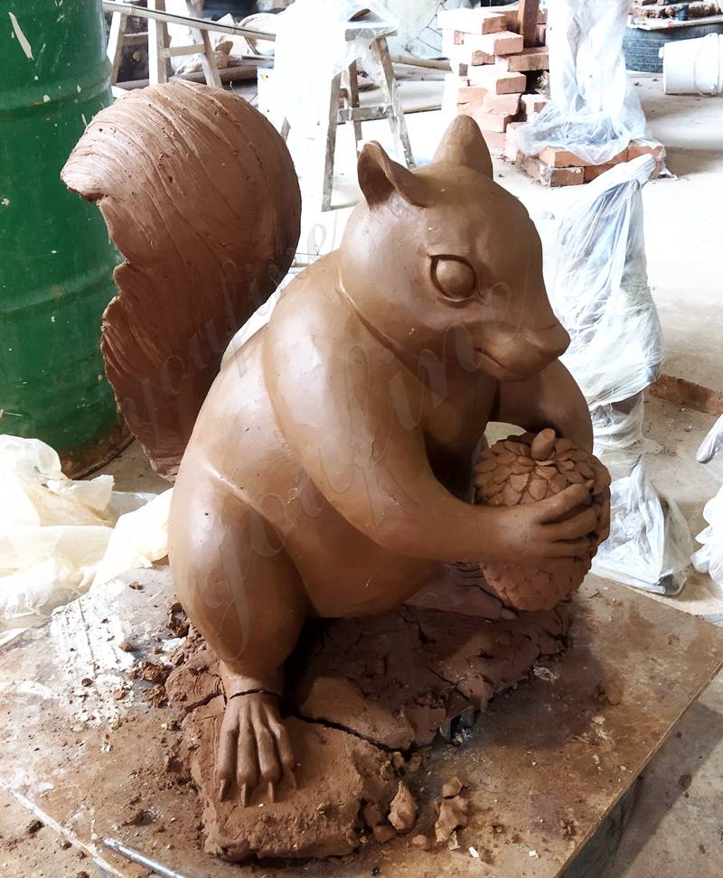 Large Bronze Outdoor Squirrel Sculpture for Garden Foundry Supplier - Bronze Wildlife Sculpture - 4