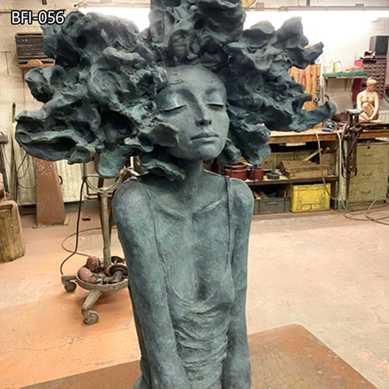 La Grande Zenitude Sculpture-