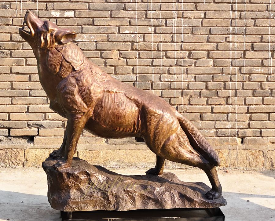 Wolf Garden sculpture