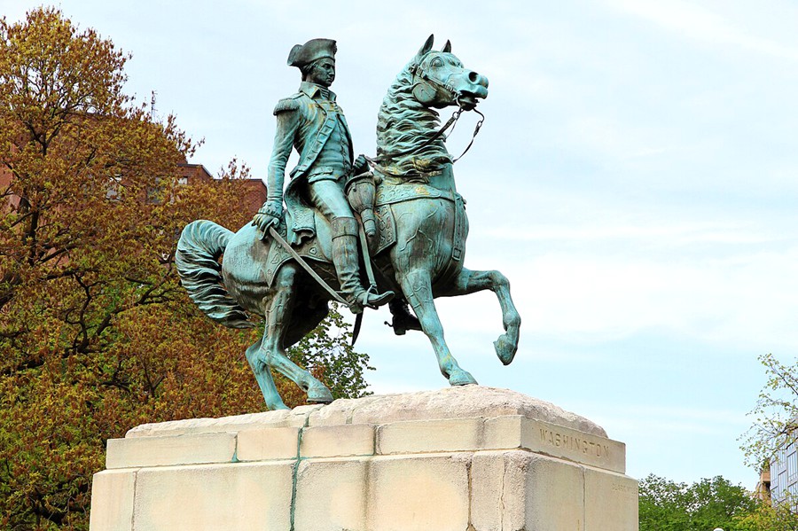 Top 10 George Washington Equestrian Statue