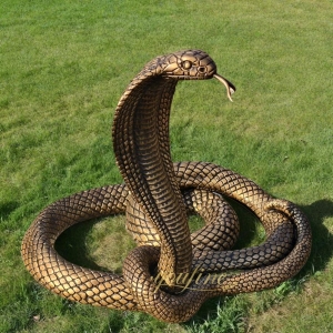Lifelike Coiled and Rearing Bronze Cobra Statue BAN-425