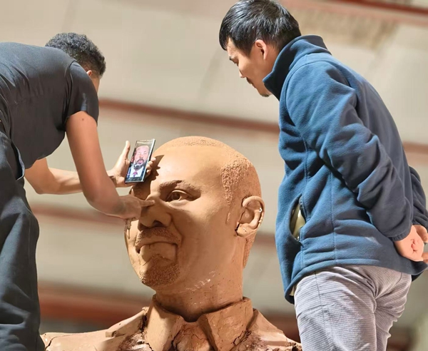 Ethiopian Prime Minister Statue Project -  - 4
