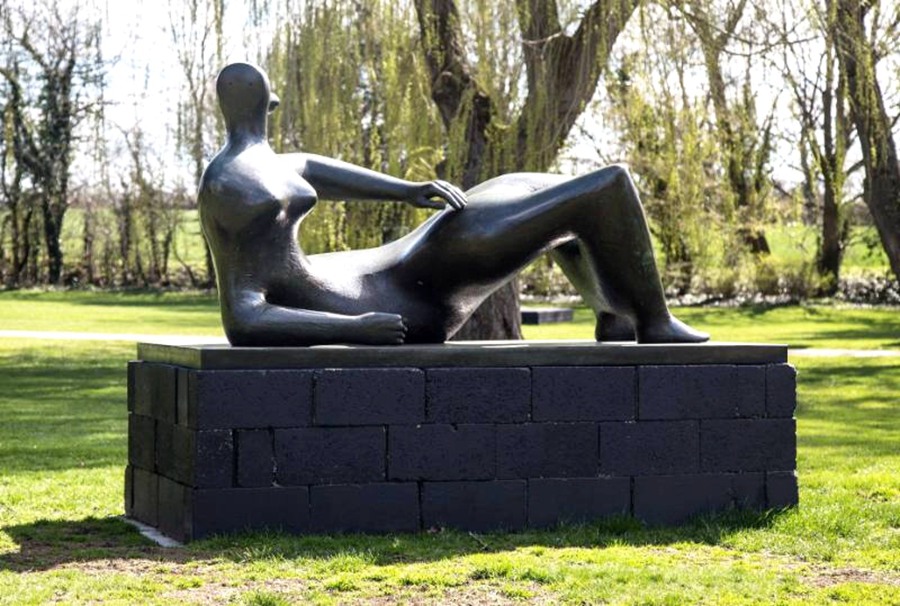 bronze Reclining Figure