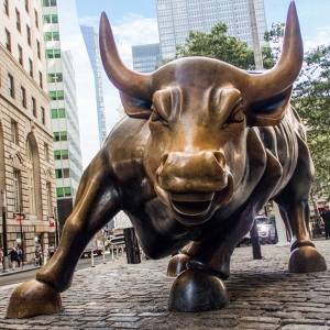 Large Bronze Chicago Bull Statue BOKK-355