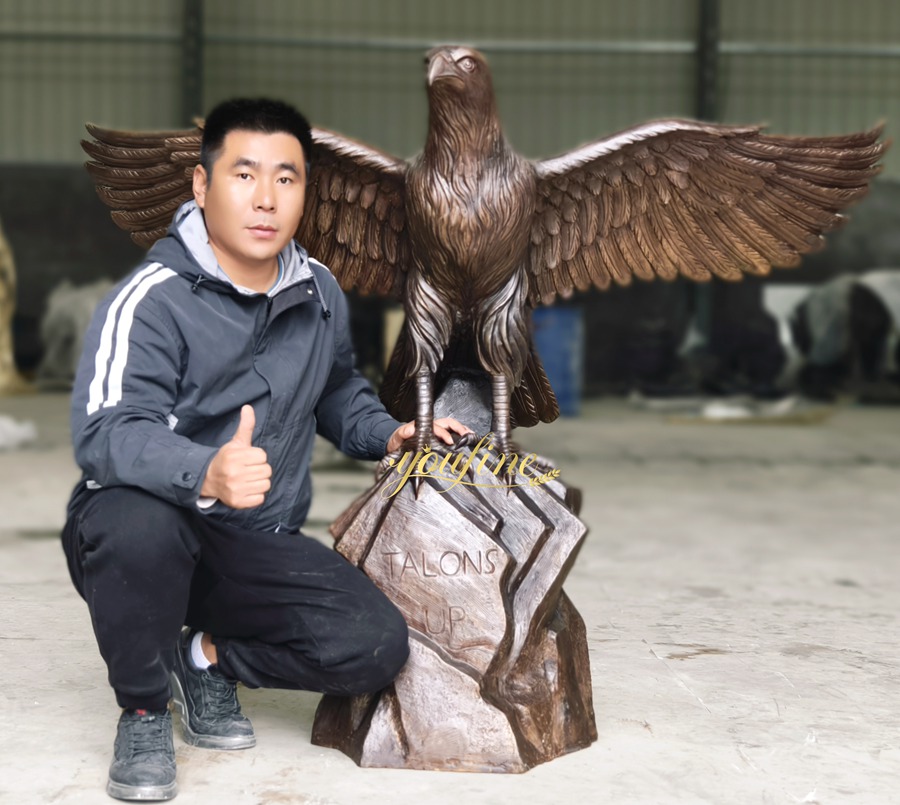 lifesize bronze Eagles statue