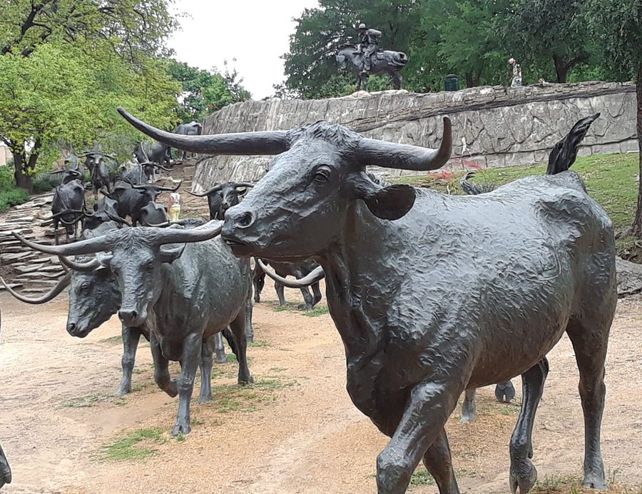 Top 10 Best Selling Life Size Bronze Cattle Sculptures - Blog - 11