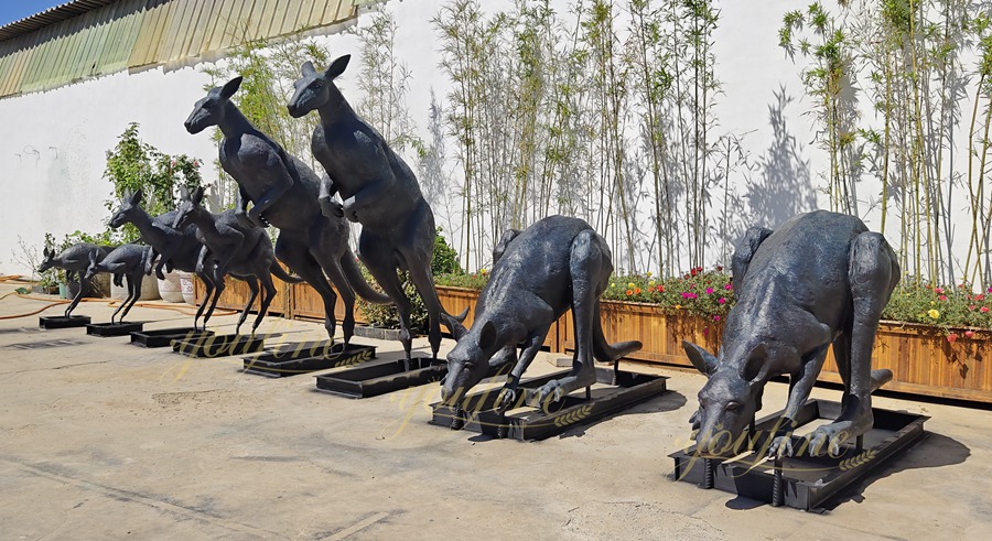 bronze Kangaroo Sculpture