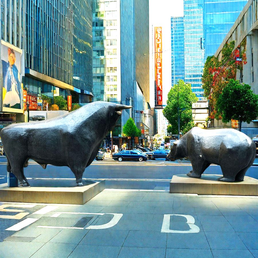 lifesize bronze Bull And Bear