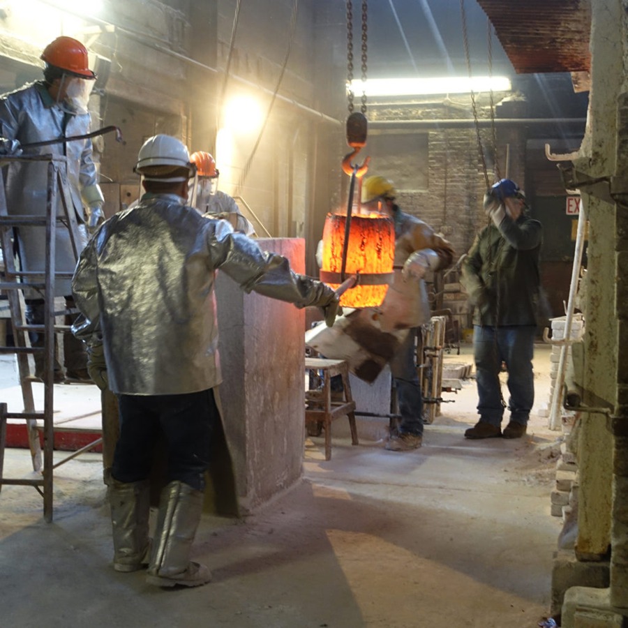 Modern Art bronze statue Foundry