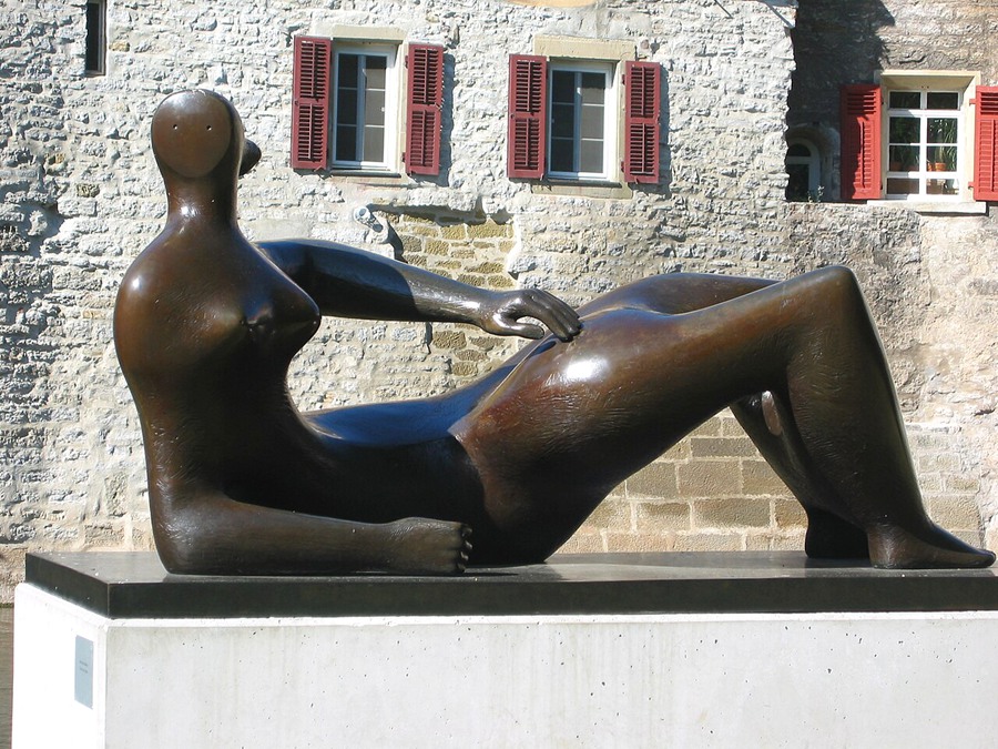 Reclining Figurel